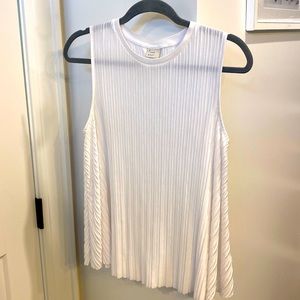 White pleated top